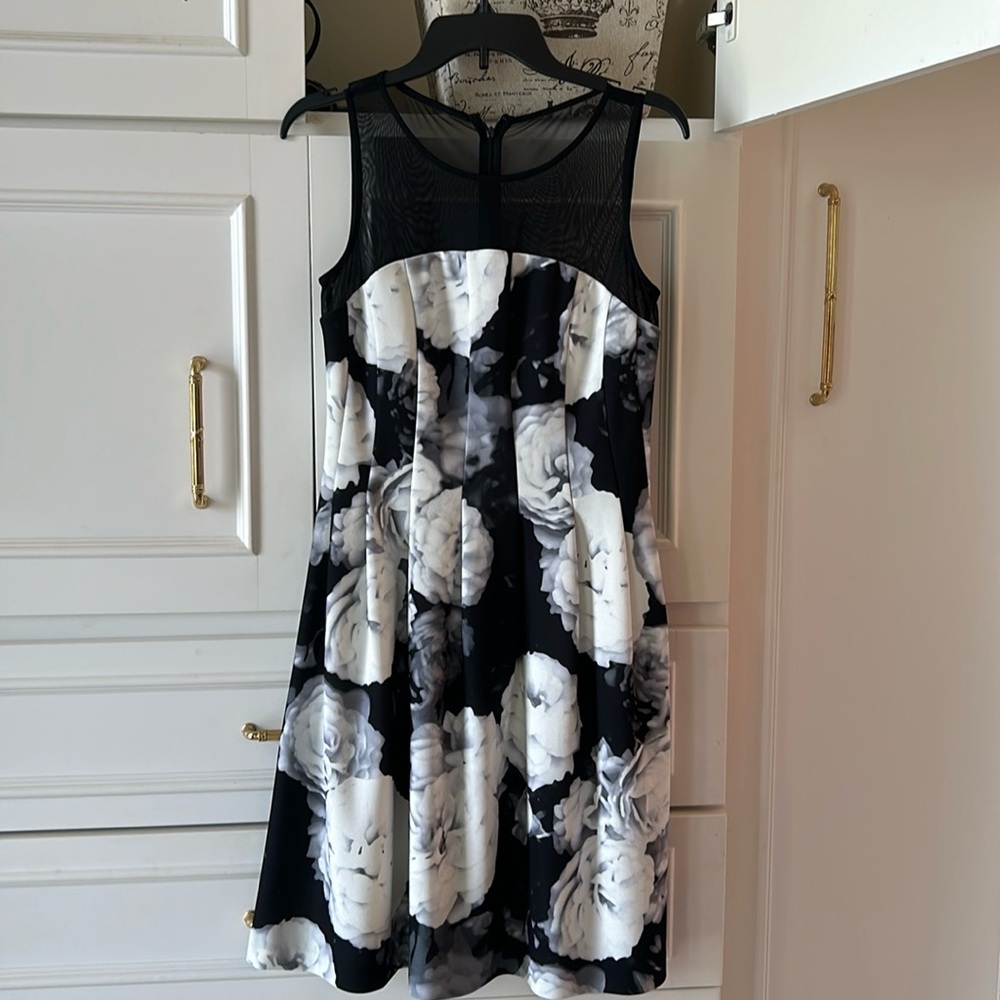 Calvin Klein dress big white roses